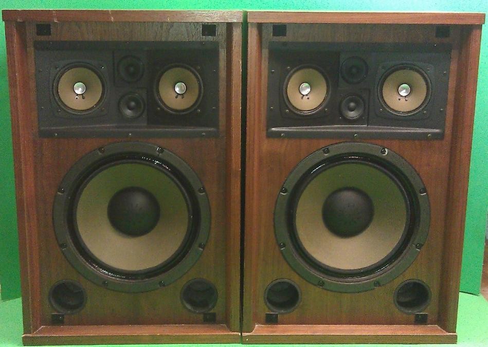 vintage sansui speakers in Vintage Speakers