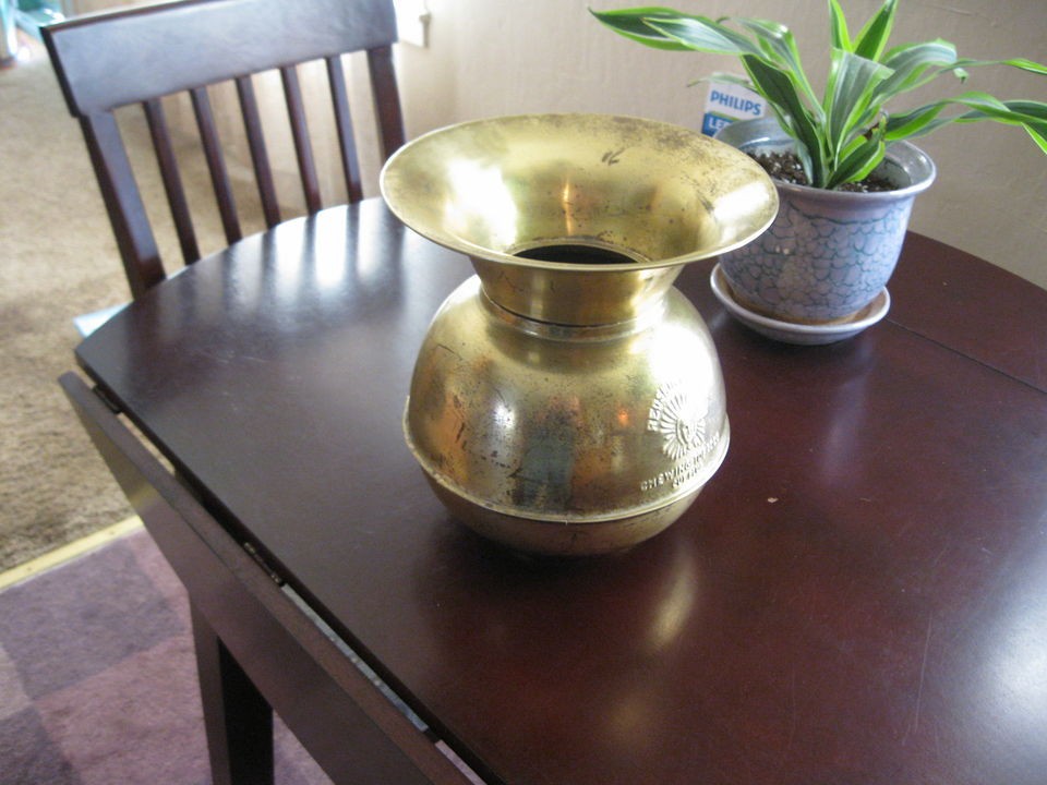 BRASS SPITTOON MARKED, REDSKINBRAND CHEWING TOBACCO, CUT PLUG