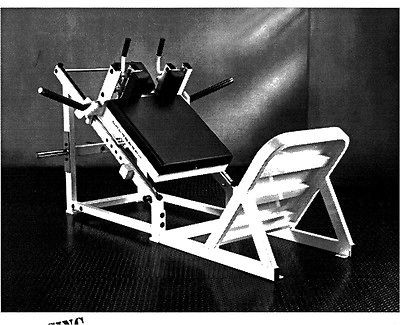 Paramount Hack Squat Machine