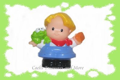 FISHER PRICE LITTLE PEOPLE Farm Eddie Bandanna Frog