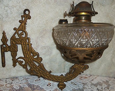 Antique Cast Iron Art Deco Swivel Wall Bracket Kerosene Lamp EAPG 