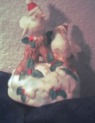 Cute   Christmas Music box   Birds w/ Santa Hats   Hark the Herald 