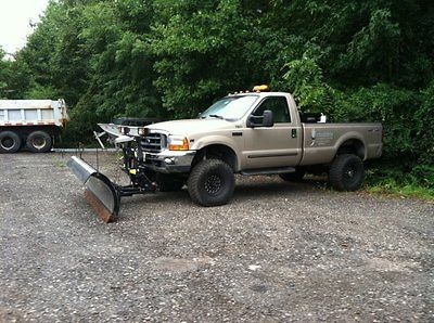 Ford  F 350 lariat 1999 Ford F350 v10 Triton Lifted Includes Fisher 