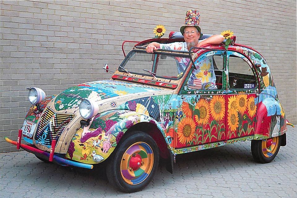 Whimsy   Citroen 2CV 1958 Customized Art Car Postcard