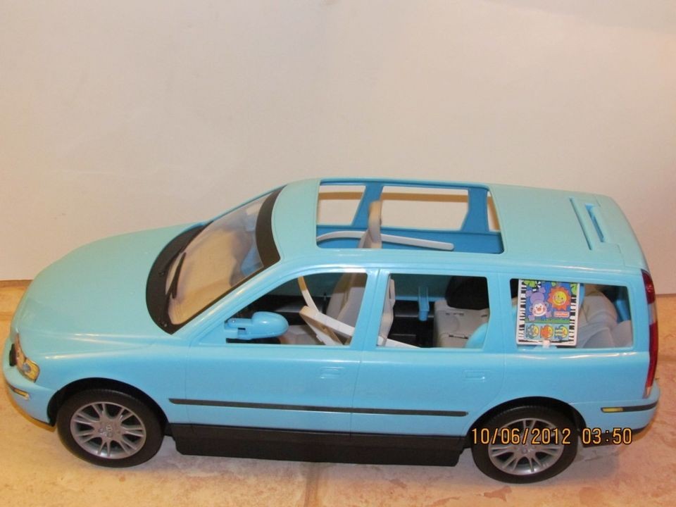 BARBIE HAPPY FAMILY DOLLS VOLVO V70 CAR/SUV VEHICLE