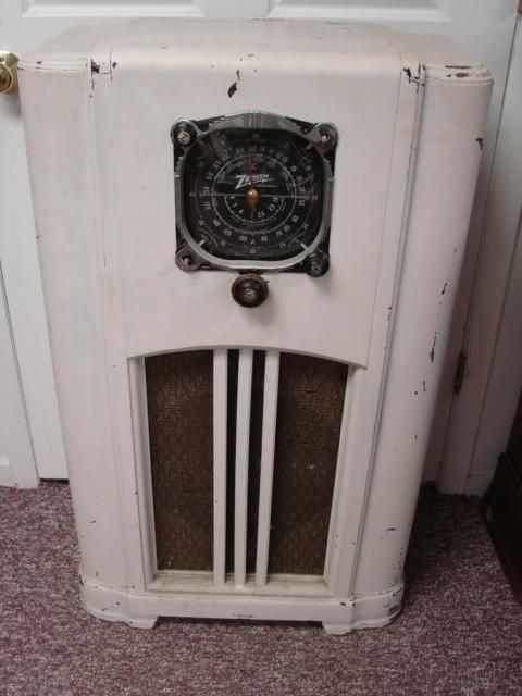 antique radio repair in Collectibles