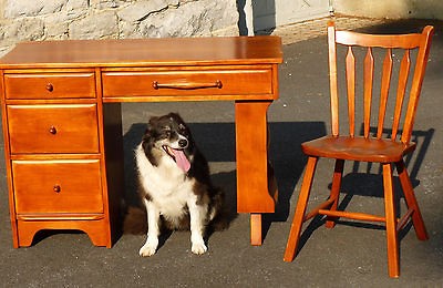 CUSHMAN COLONIAL CREATIONS MAPLE DESK & CHAIR   EXCELLENT CONDITION