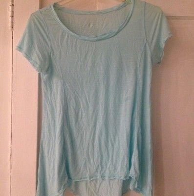 Lululemon Tee. Size 10. Excellent Condition