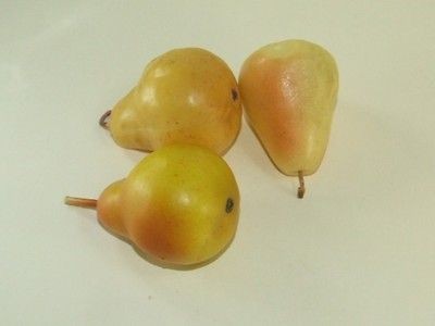 Vintage Fake Food 3 Pears Home Stage Play Movie Prop Realistic