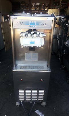   794 Soft Serve Frozen Yogurt Ice Cream Machine Three Phase Water