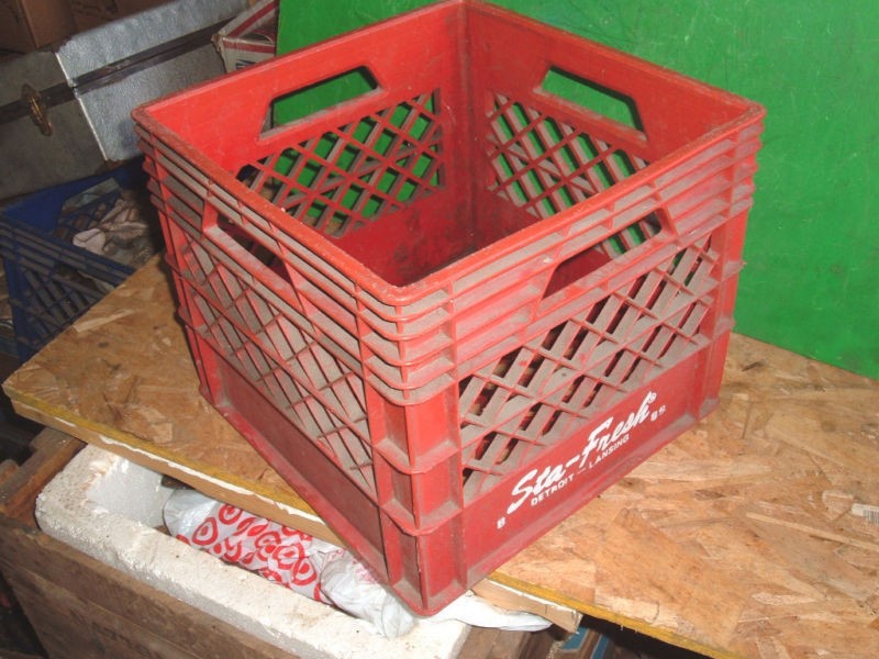 vintage milk crate container plastic dairy 1989 detroit