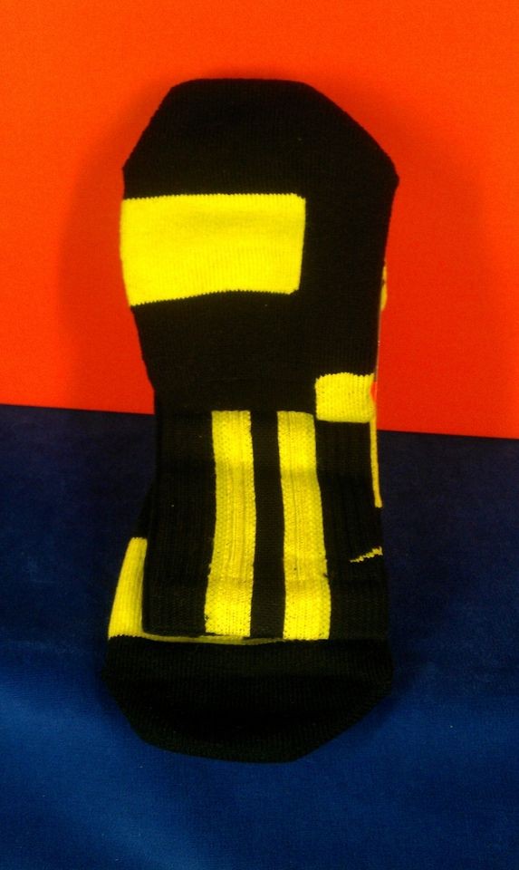 nike volt socks in Socks