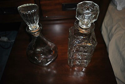 Set of 2 Liquor Bottles , Decanters , Nice