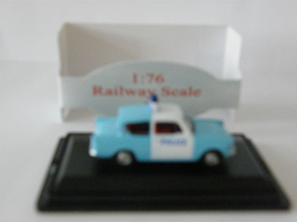 Ford Anglia Police Car (Oxford Diecast) OO Railway 1 76 Scale