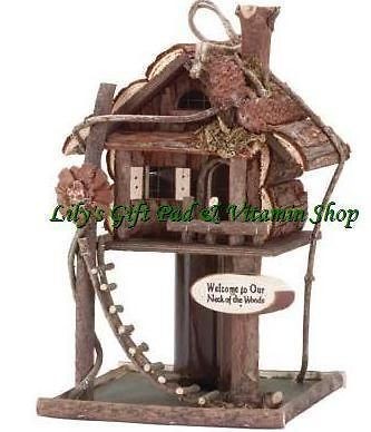 Treehouse BIRDHOUSE Tree House Outdoor SPRING TIME Garden Bird House 