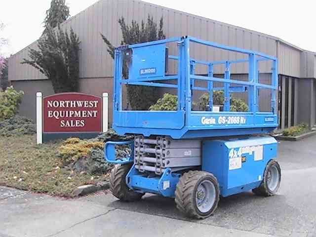 genie scissor lift in Heavy Equipment & Trailers