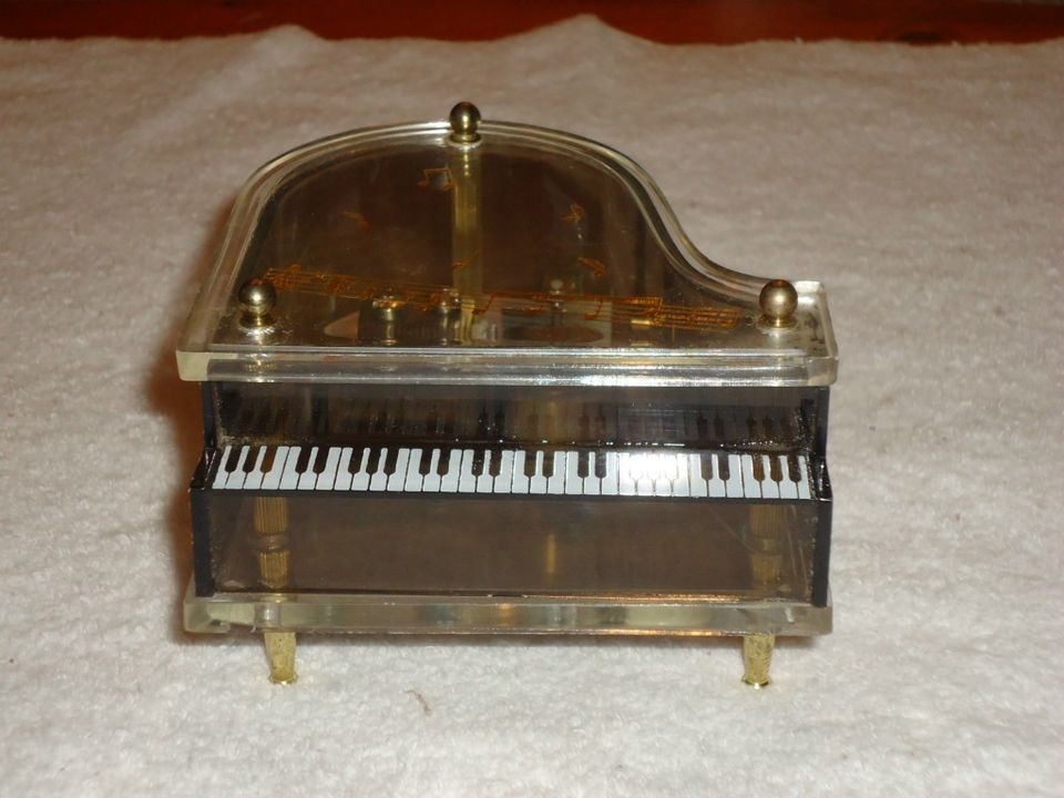 piano music box in Music Boxes