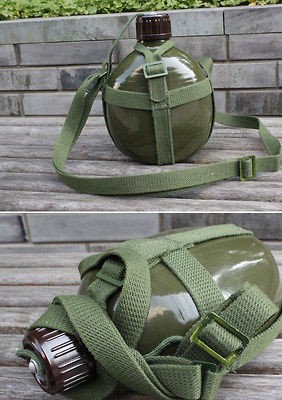Vintage style durable Military Green Water Container Camp Hiking Army 