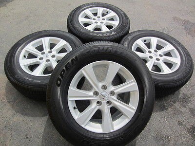 17 TOYOTA HIGHLANDER , 4RUNNER , RAV 4 WHEELS AND TIRES 245/65/17 90%