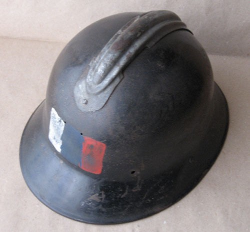 WWII CZECHOSLOVAK ARMY HELMET M29 WITH TRICOLOUR /BARRICADE FIGHTER 