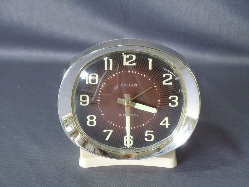 Vintage Westclox Big Ben Deluxe? Wind Up Alarm Clock Metal Back Beige 