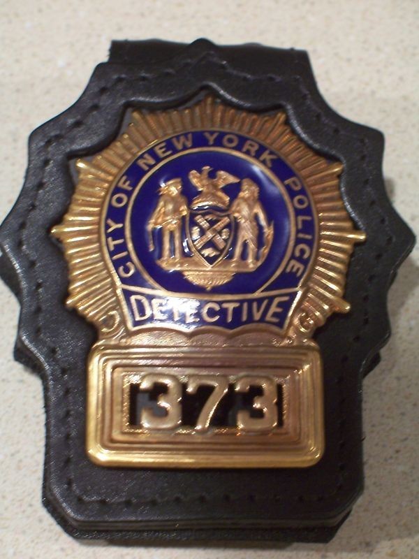 NYPD Detective Style Badge Cut Out Leather Belt Clip