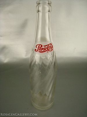 Pepsi Bottle   1961   12oz