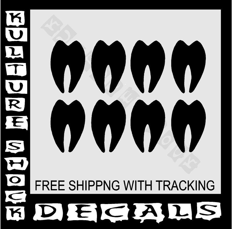 DEER HUNTING DECAL ,TRACKS ,FOOT PRINTS, DECAL, TRUCK, VINYL, REDNECK 