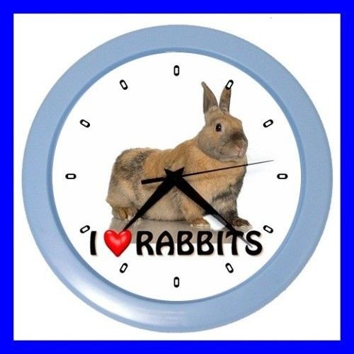 bugs bunny clock in Collectibles