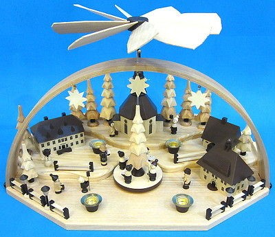 Christmas Mountain Village Pyramid Carousel 4 Med Candles 16 Wide