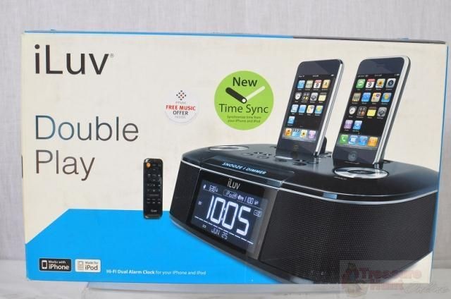 iLuv iMM173 Alarm Clock and Dual Dock for iPod and iPhone (Black)