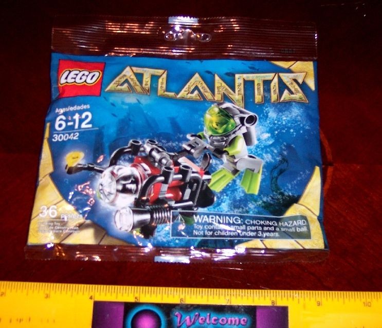 LEGO 30042 ATLANTIS MINI SUB DIVER LANCE SPEARS UNDERWATER CRAFT 