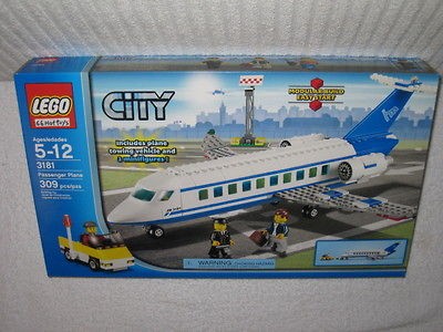LEGO CITY 3181 Passenger Airplane NEW IN BOX Lego 3181