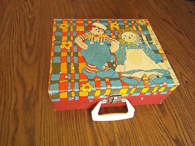 Vintage Raggedy Ann & Andy Record Player