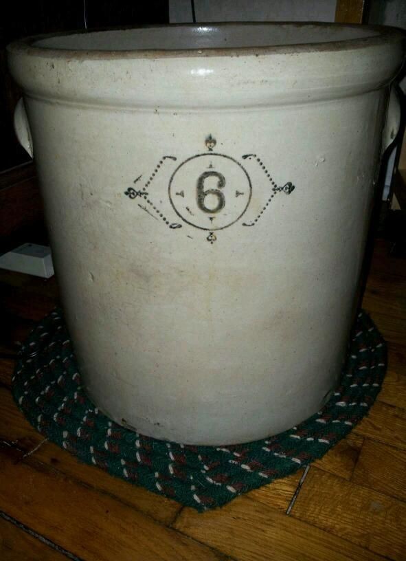 Antique stoneware crock #6 heart spade markings