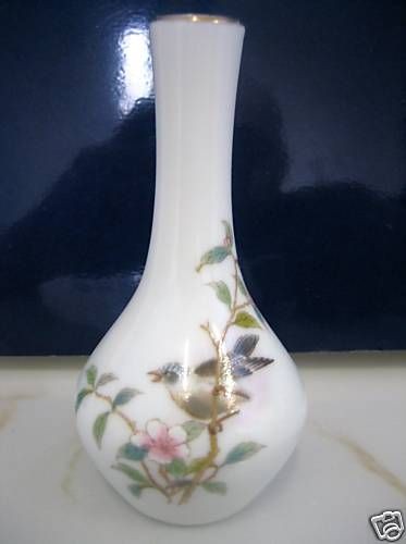 YAMAJI EXCLUSIVELY FOR HALL JAPANESE MINI VASE, SIGNED