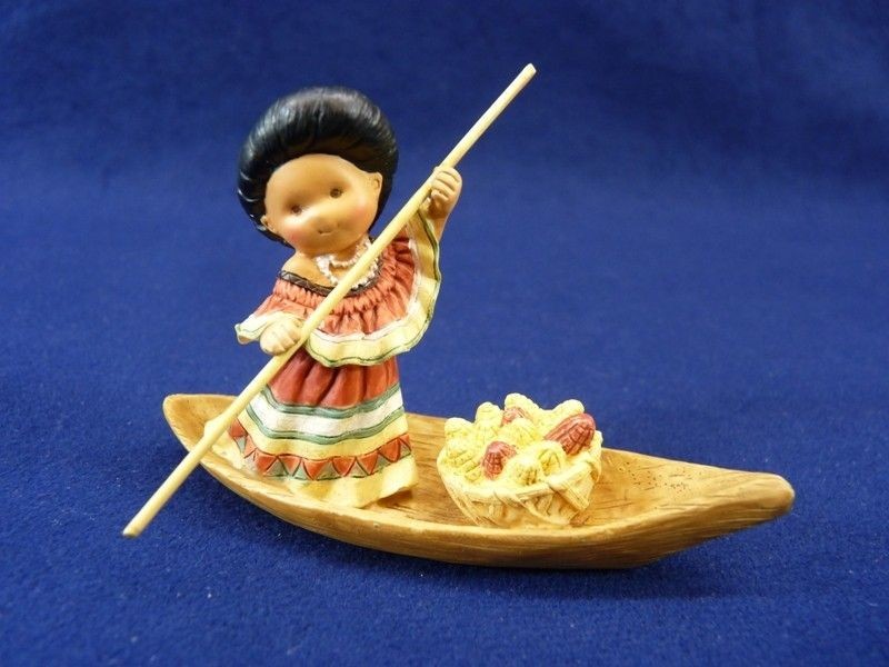 Enesco Friends Of A Feather Miniature Mini Figurine Southeast Canoe 