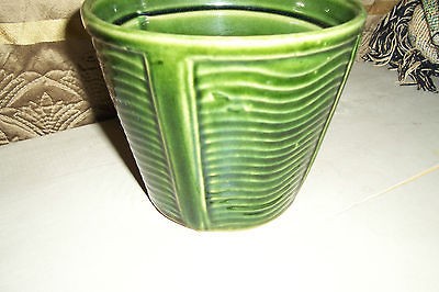 VINTAGE GREEN MCCOY PLANTER  ESTATE FIND   1016 27