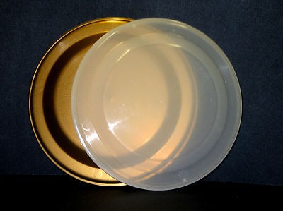 FLYERS FRISBEES MFG.USA LEAD FREE 1 EACH PEARL GOLD AND GLOW IN THE 