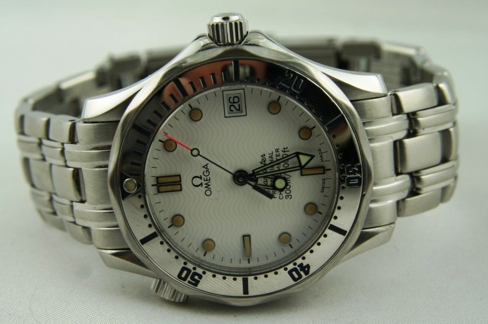 Omega Seamaster Mid Size White Dial Bond Automatic SMP Steel