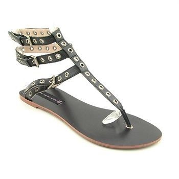 STEVE MADDEN Womens AVIVA Strappy Gladiator Stud Sandals in Black 