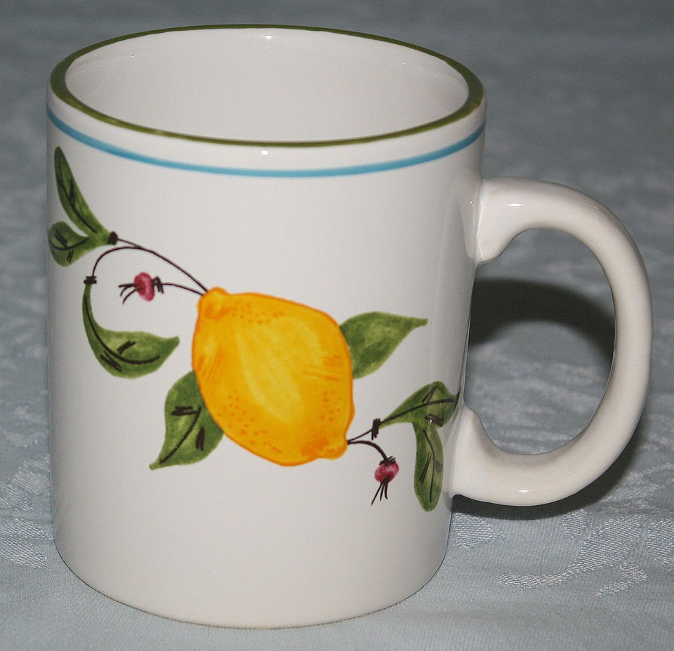   Lemon Ceramic Mug Made in Portugal Amco Corporation Handpainted