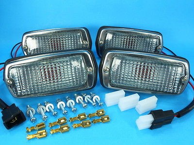 DATSUN 510 120Y 280Z 240Z 260Z CLEAR FRONT & REAR SIDE MARKER LAMP SET