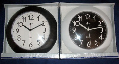 10 1/2 TEMPUS OR HORIZON QUARTZ WALL CLOCK (BATT. OP).