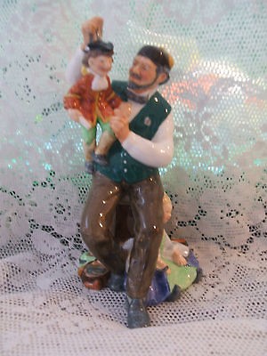 ROYAL DOULTON FIGURINE THE PUPPET MAKER HN2253   MADE IN ENGLAND c1961