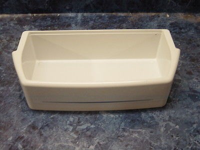 GE REFRIGERATOR DOOR BIN PART WR71X10957