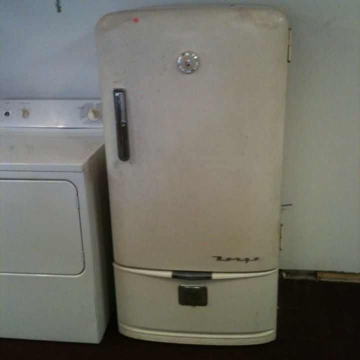 1950s refrigerators in Collectibles