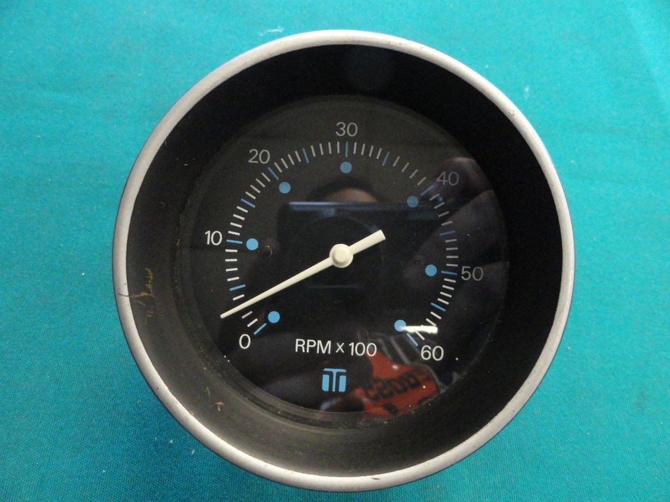 TELEFLEX OUTBOARD TACHOMETER BLACK FACE/BEZEL 3 1/4 54300 MARINE BOAT