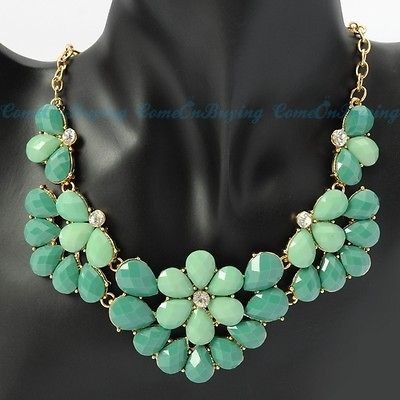   Golden Chain Green Flower Resin Beads Petal Crystal Pendant Necklace