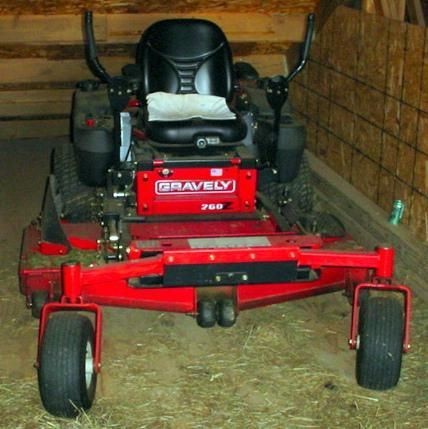 Lawn Gravley Zero Turn Lawn Mower 2007 260Z